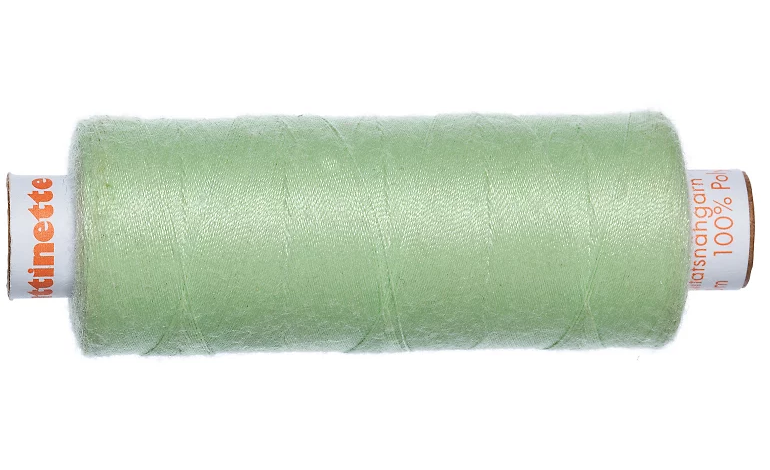 BUT Sewing Yarn, green (linden) - 500m